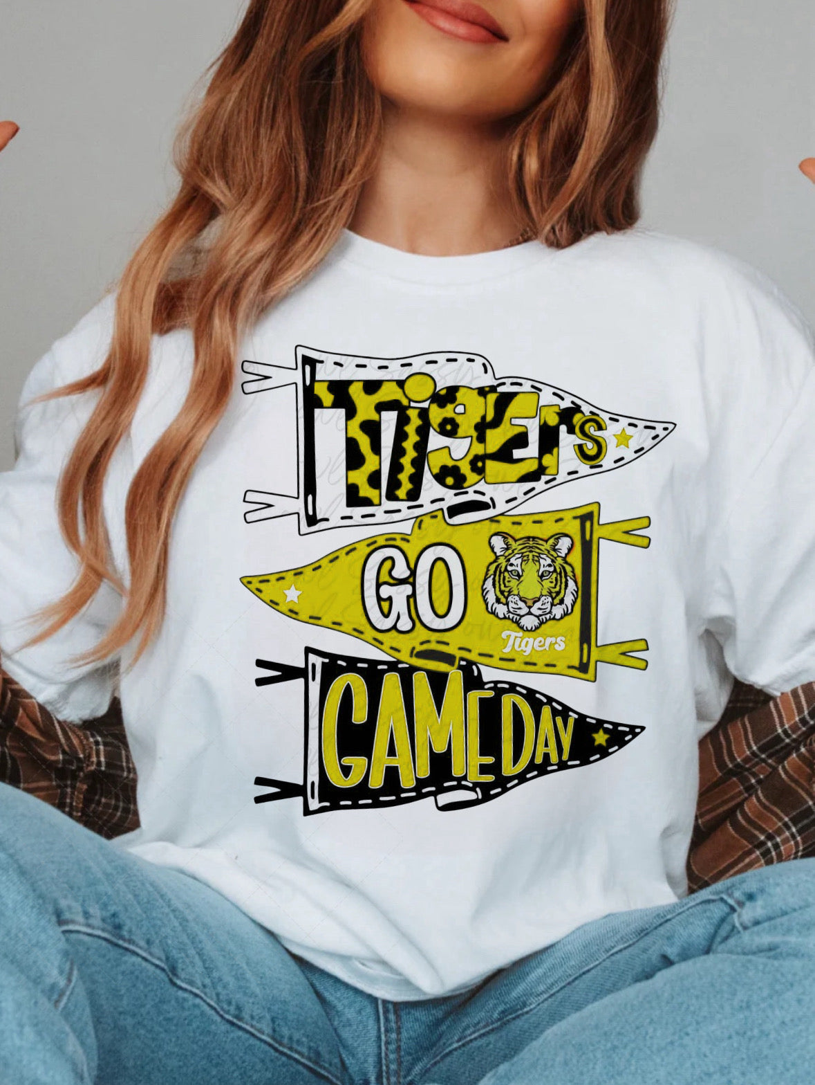 Yellow Tigers Pennant Shirt/Sweatshirt