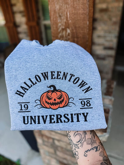 Halloweentown U Tee/Crewneck